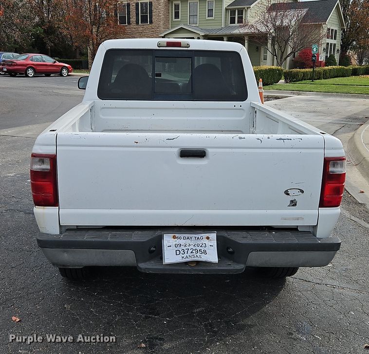 image for item LB9612 2001 Ford Ranger  Crew Cab pickup truck