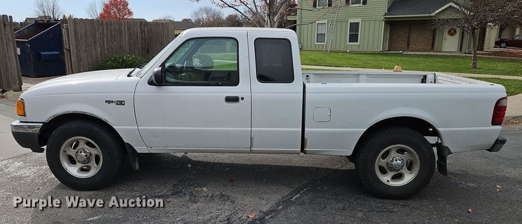 image for item LB9612 2001 Ford Ranger  Crew Cab pickup truck