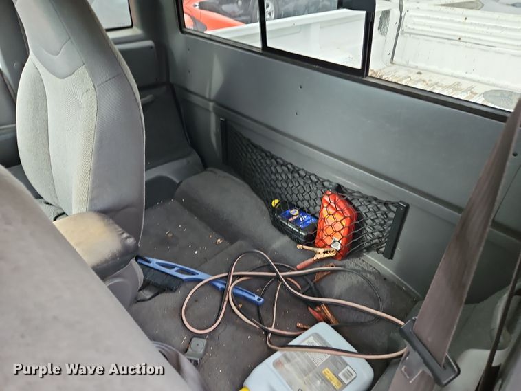 image for item LB9612 2001 Ford Ranger  Crew Cab pickup truck