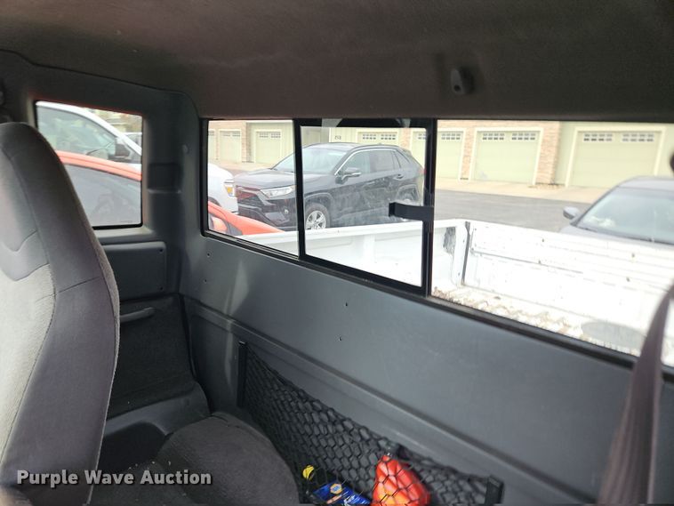 image for item LB9612 2001 Ford Ranger  Crew Cab pickup truck