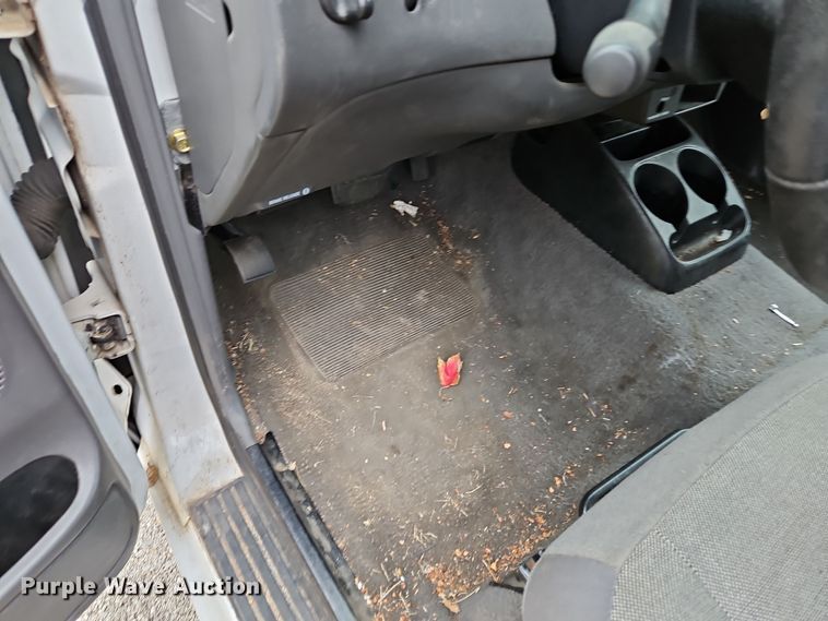 image for item LB9612 2001 Ford Ranger  Crew Cab pickup truck