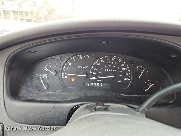 image for item LB9612 2001 Ford Ranger  Crew Cab pickup truck