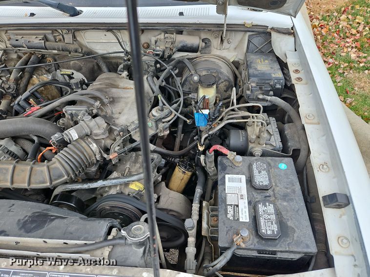 image for item LB9612 2001 Ford Ranger  Crew Cab pickup truck