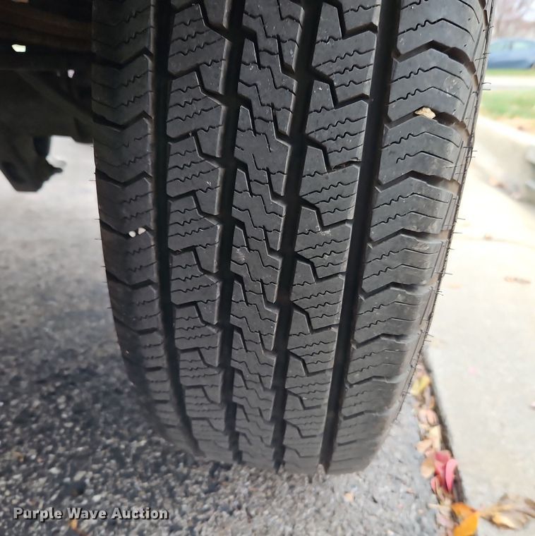 image for item LB9612 2001 Ford Ranger  Crew Cab pickup truck