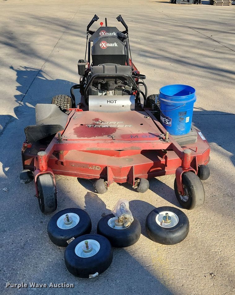 image for item LC9283 2019 Exmark Turf Tracer X-Series  ZTR lawn mower