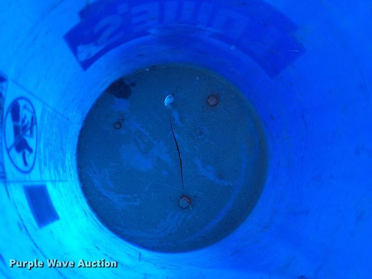 image for item LC9283 2019 Exmark Turf Tracer X-Series  ZTR lawn mower