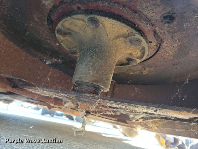 image for item LC9283 2019 Exmark Turf Tracer X-Series  ZTR lawn mower