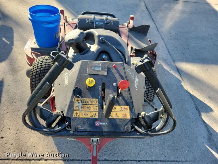 image for item LC9283 2019 Exmark Turf Tracer X-Series  ZTR lawn mower