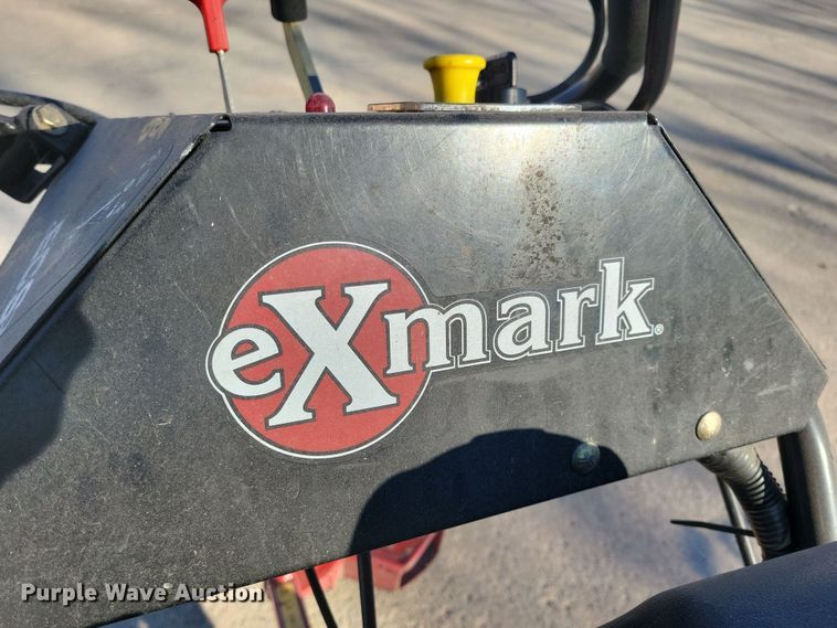 image for item LC9283 2019 Exmark Turf Tracer X-Series  ZTR lawn mower