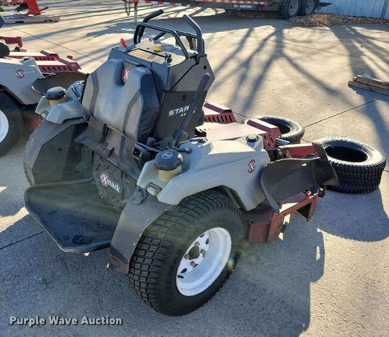 image for item LC9284 2019 Exmark Staris S-Series  ZTR lawn mower