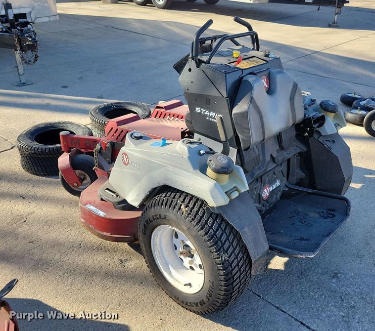 image for item LC9284 2019 Exmark Staris S-Series  ZTR lawn mower
