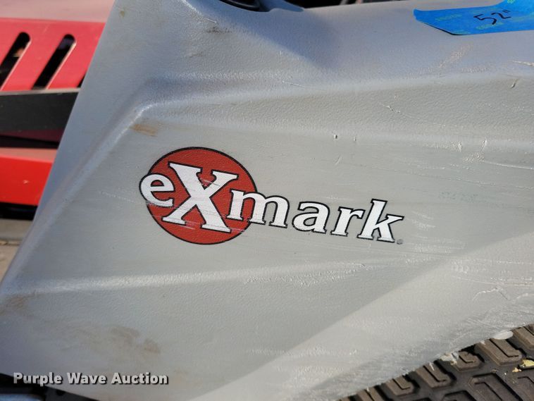 image for item LC9284 2019 Exmark Staris S-Series  ZTR lawn mower