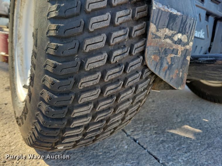 image for item LC9284 2019 Exmark Staris S-Series  ZTR lawn mower