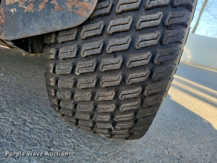 image for item LC9284 2019 Exmark Staris S-Series  ZTR lawn mower