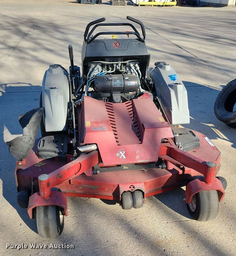 image for item LC9285 2019 Exmark Staris S-Series  ZTR lawn mower