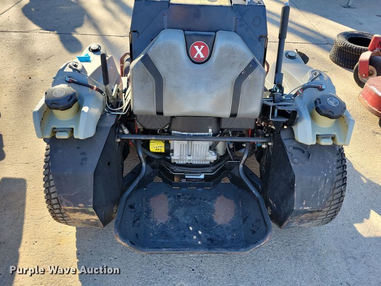 image for item LC9285 2019 Exmark Staris S-Series  ZTR lawn mower