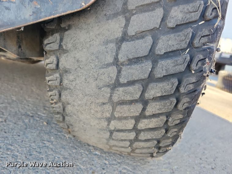 image for item LC9285 2019 Exmark Staris S-Series  ZTR lawn mower