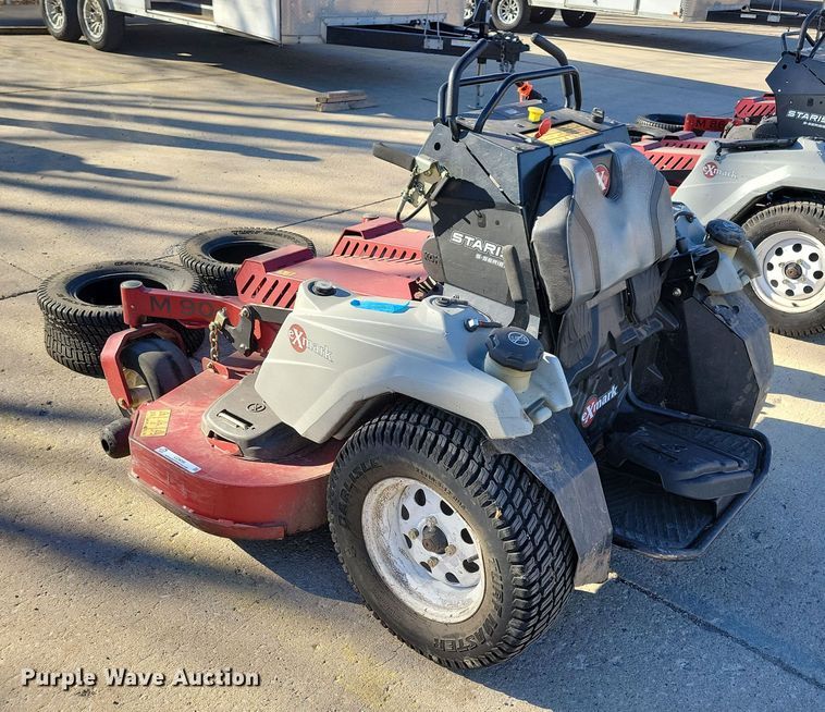 image for item LC9286 2019 Exmark Staris S-Series  ZTR lawn mower