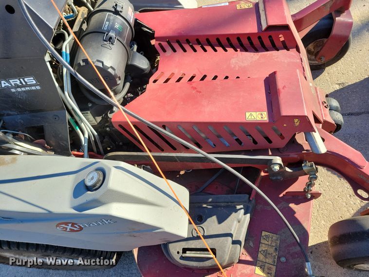 image for item LC9286 2019 Exmark Staris S-Series  ZTR lawn mower