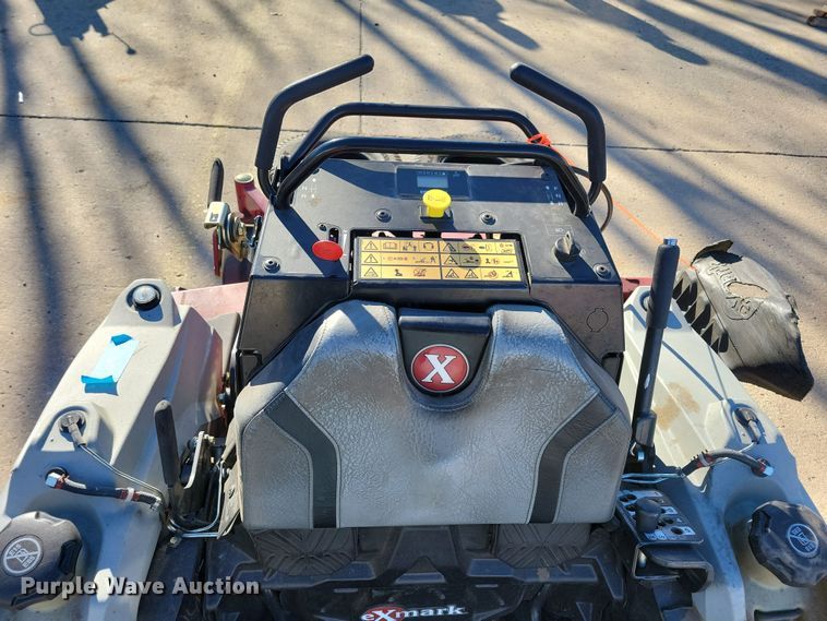 image for item LC9286 2019 Exmark Staris S-Series  ZTR lawn mower