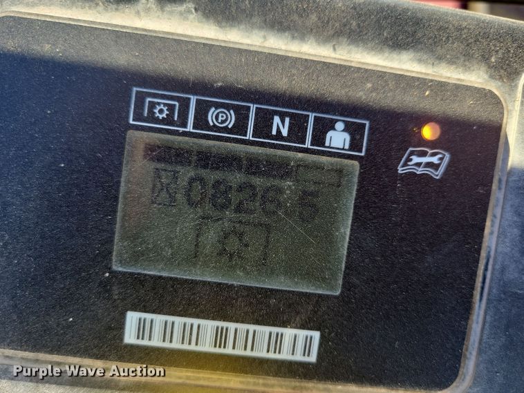 image for item LC9286 2019 Exmark Staris S-Series  ZTR lawn mower