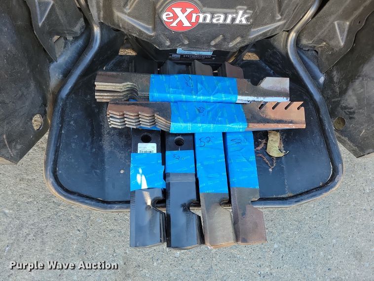 image for item LC9287 2019 Exmark Staris S-Series  ZTR lawn mower