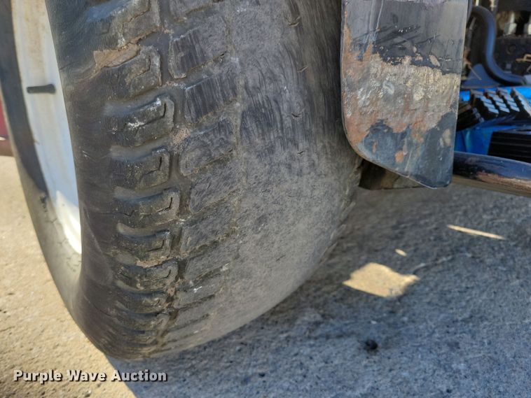 image for item LC9287 2019 Exmark Staris S-Series  ZTR lawn mower