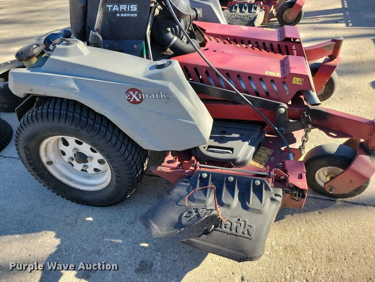 image for item LC9288 2019 Exmark Staris S-Series  ZTR lawn mower