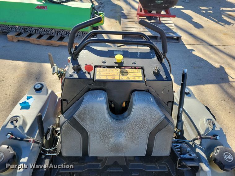 image for item LC9288 2019 Exmark Staris S-Series  ZTR lawn mower