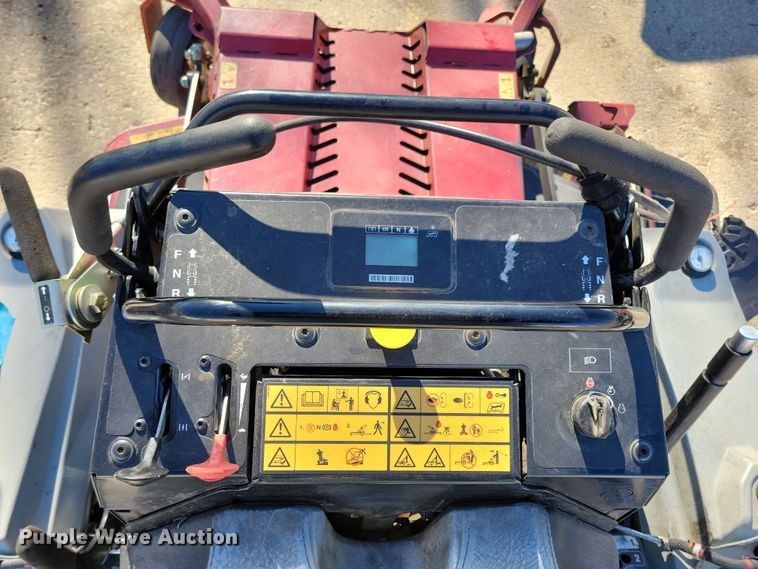 image for item LC9288 2019 Exmark Staris S-Series  ZTR lawn mower