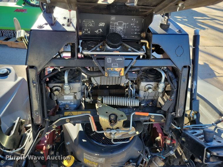 image for item LC9288 2019 Exmark Staris S-Series  ZTR lawn mower