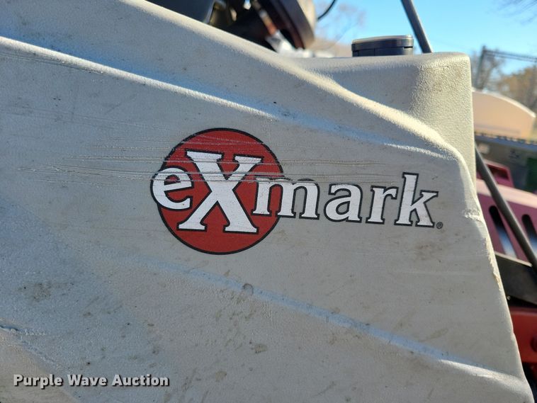 image for item LC9288 2019 Exmark Staris S-Series  ZTR lawn mower