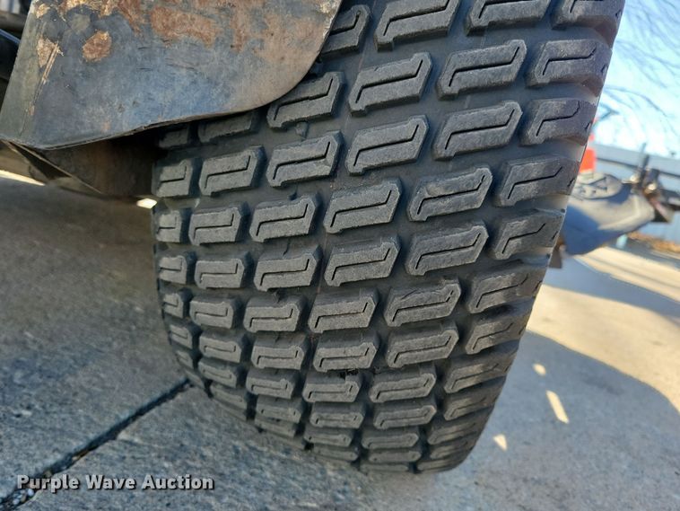 image for item LC9288 2019 Exmark Staris S-Series  ZTR lawn mower