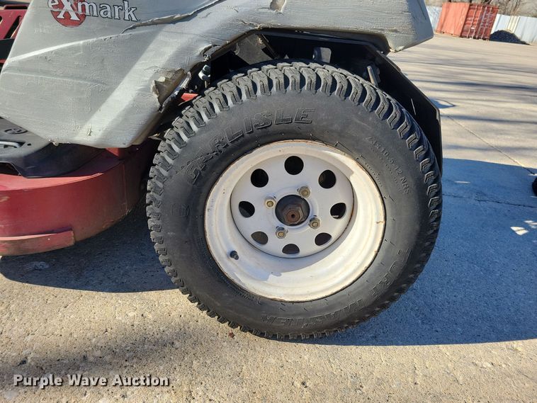 image for item LC9288 2019 Exmark Staris S-Series  ZTR lawn mower