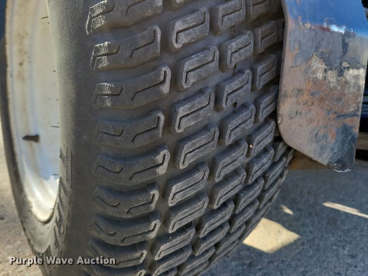 image for item LC9288 2019 Exmark Staris S-Series  ZTR lawn mower