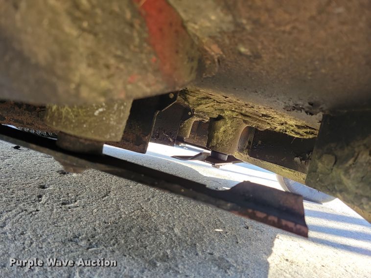 image for item LC9289 2019 Exmark Staris S-Series  ZTR lawn mower