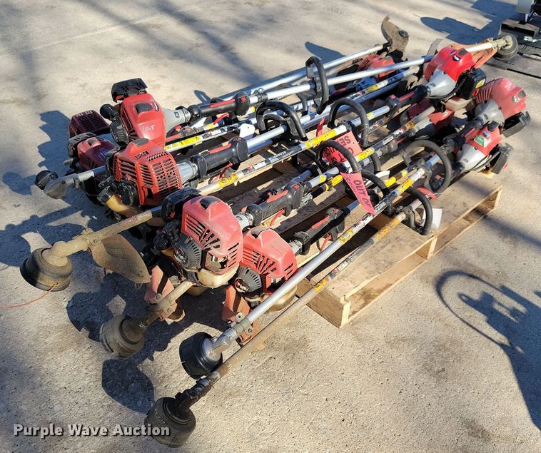 image for item LC9292 Lawn equipment