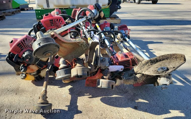 image for item LC9292 Lawn equipment