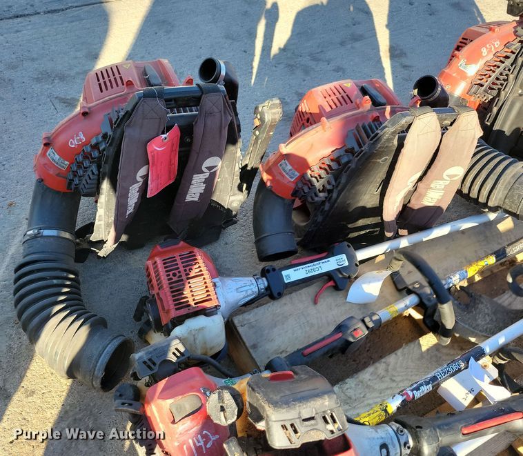 image for item LC9292 Lawn equipment