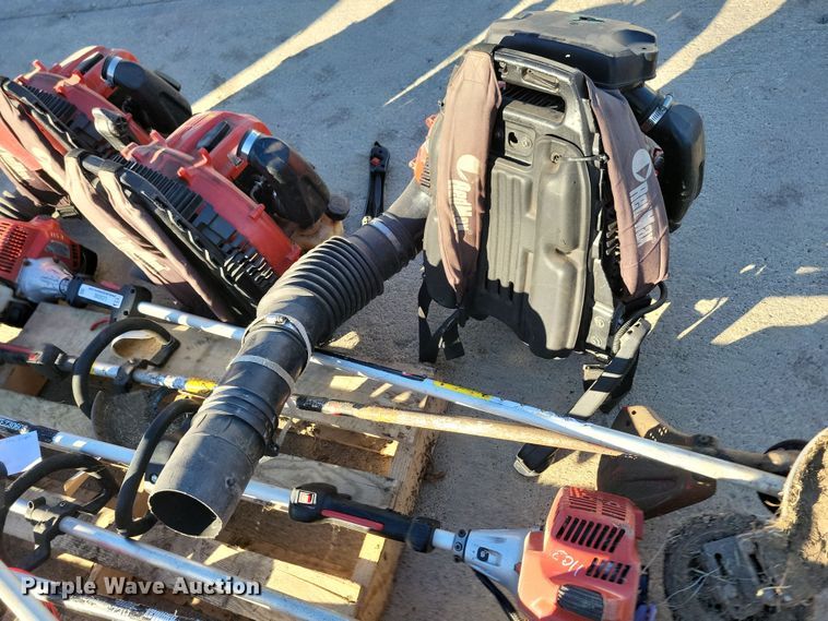 image for item LC9292 Lawn equipment