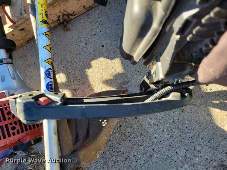 image for item LC9292 Lawn equipment