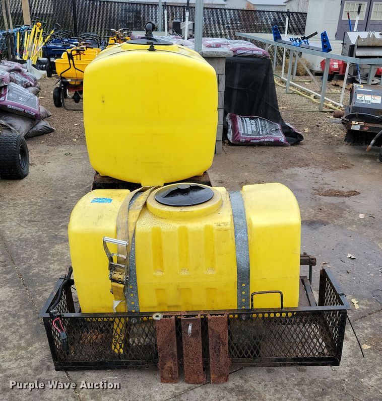 image for item LC9293 (4) poly water tanks