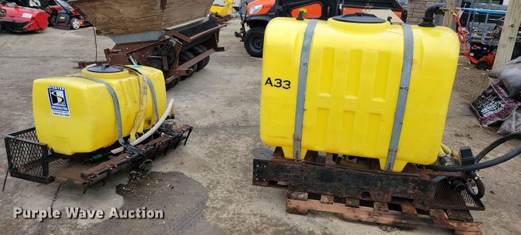 image for item LC9293 (4) poly water tanks