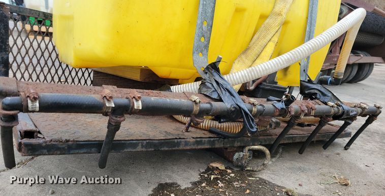 image for item LC9293 (4) poly water tanks