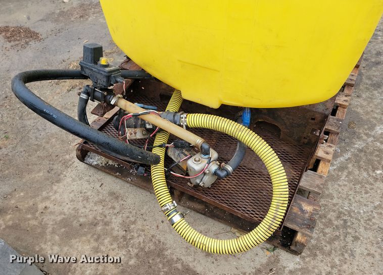 image for item LC9293 (4) poly water tanks