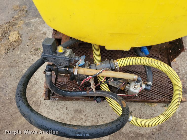 image for item LC9293 (4) poly water tanks