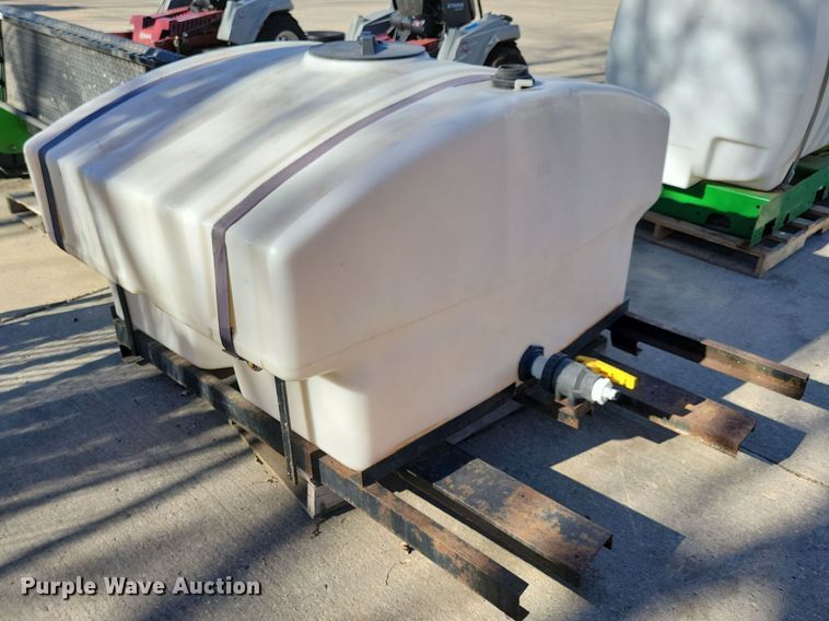 image for item LC9293 (4) poly water tanks