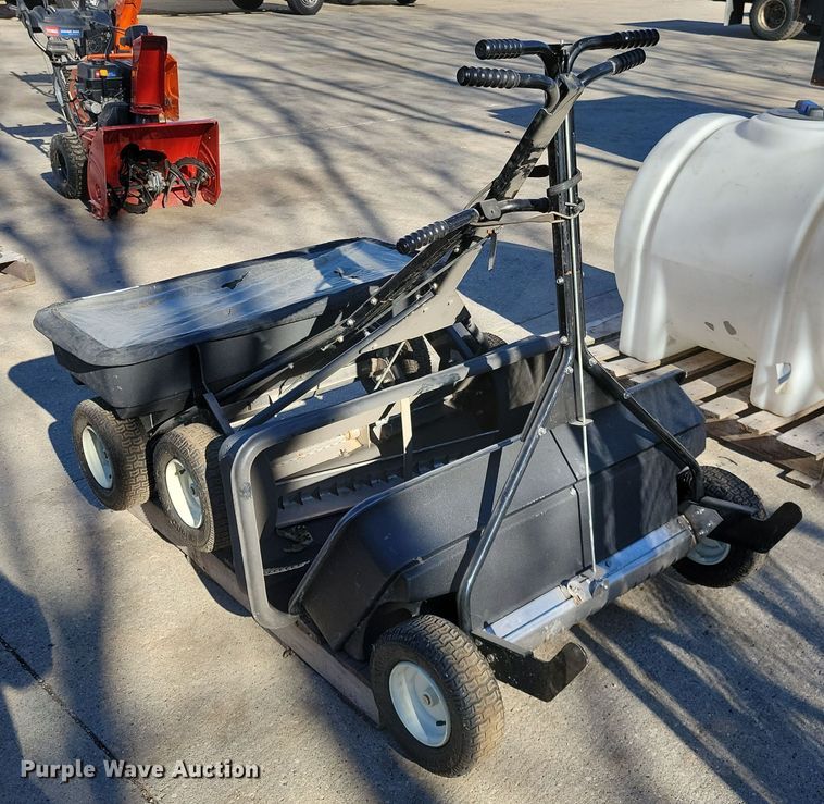 image for item LC9294 (3) Buyers Salt Dogg spreaders