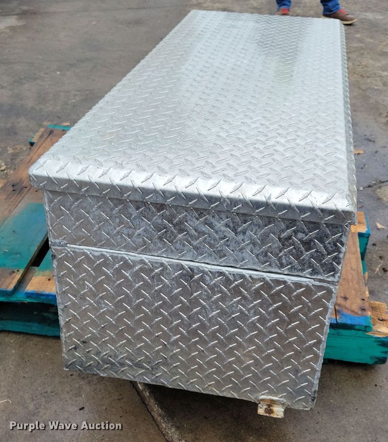 image for item LC9295 Automotive accessories