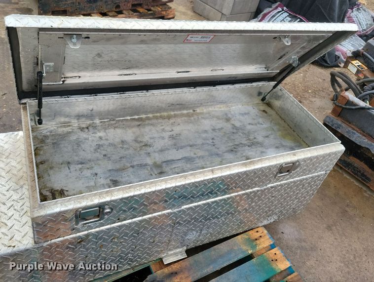 image for item LC9295 Automotive accessories